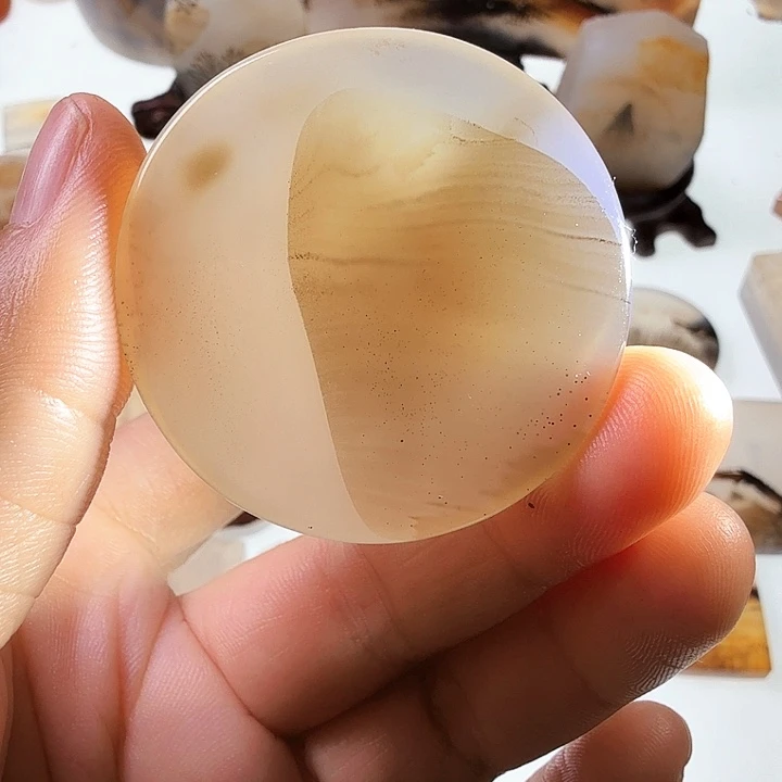 玛瑙/玉髓未镶嵌珠宝半成品