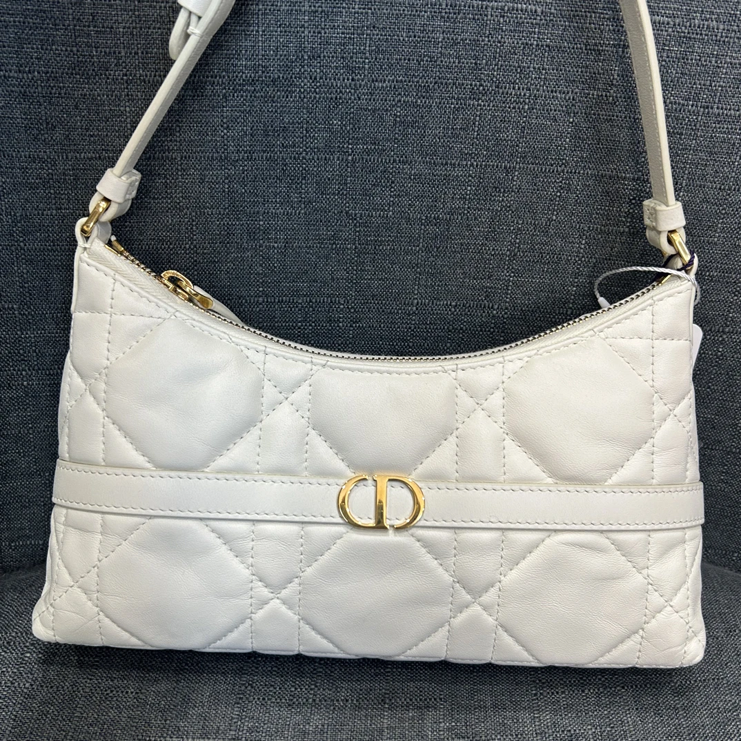 99新 DIOR/迪奥 25新款白金腋下hobo（25年6月编码）