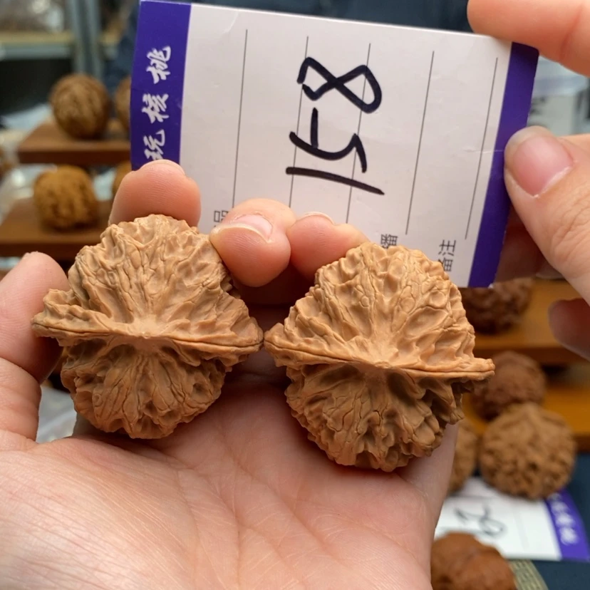 【闪购商品】文玩核桃吊坠42苹果园