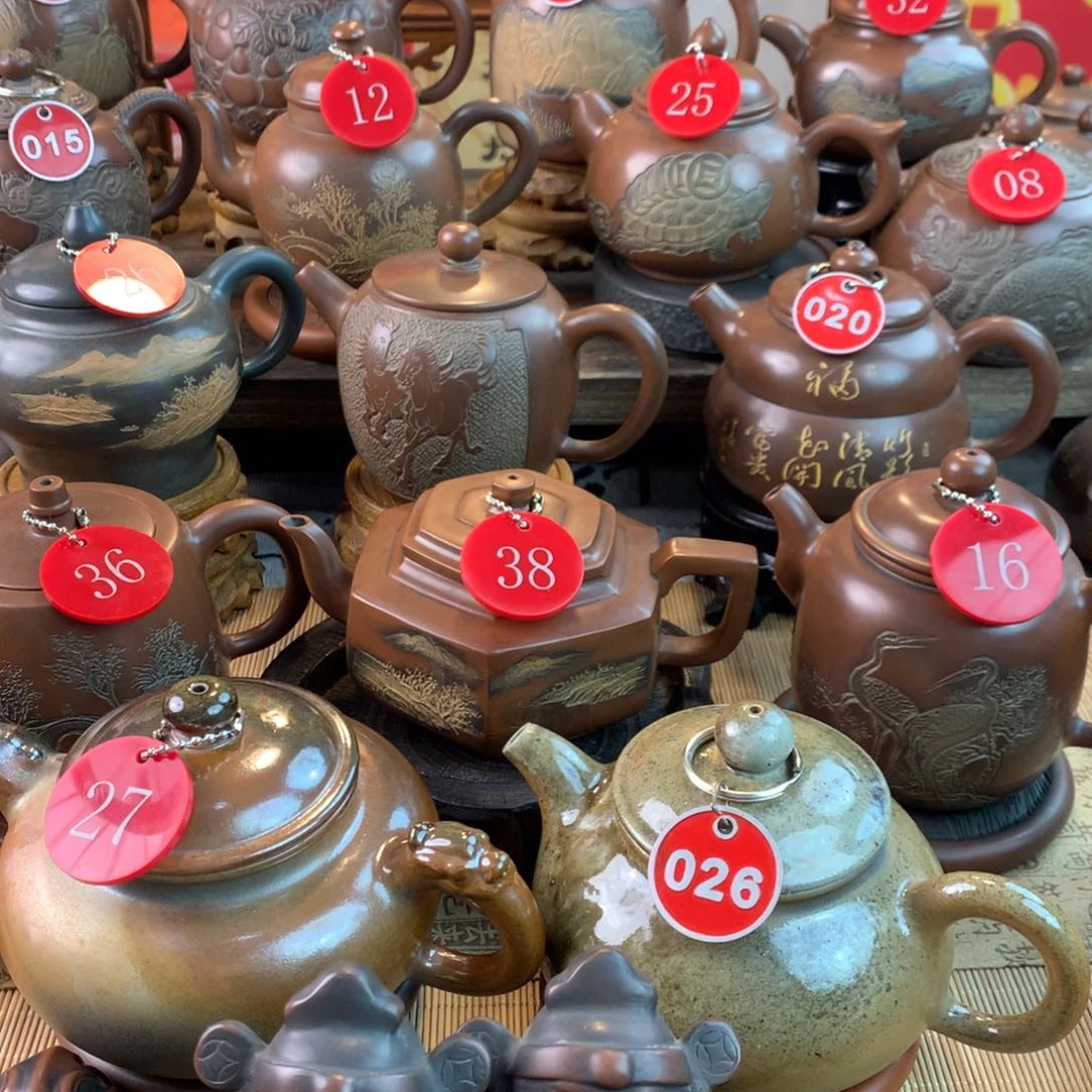 予**道坭兴陶手工刻绘茶宠