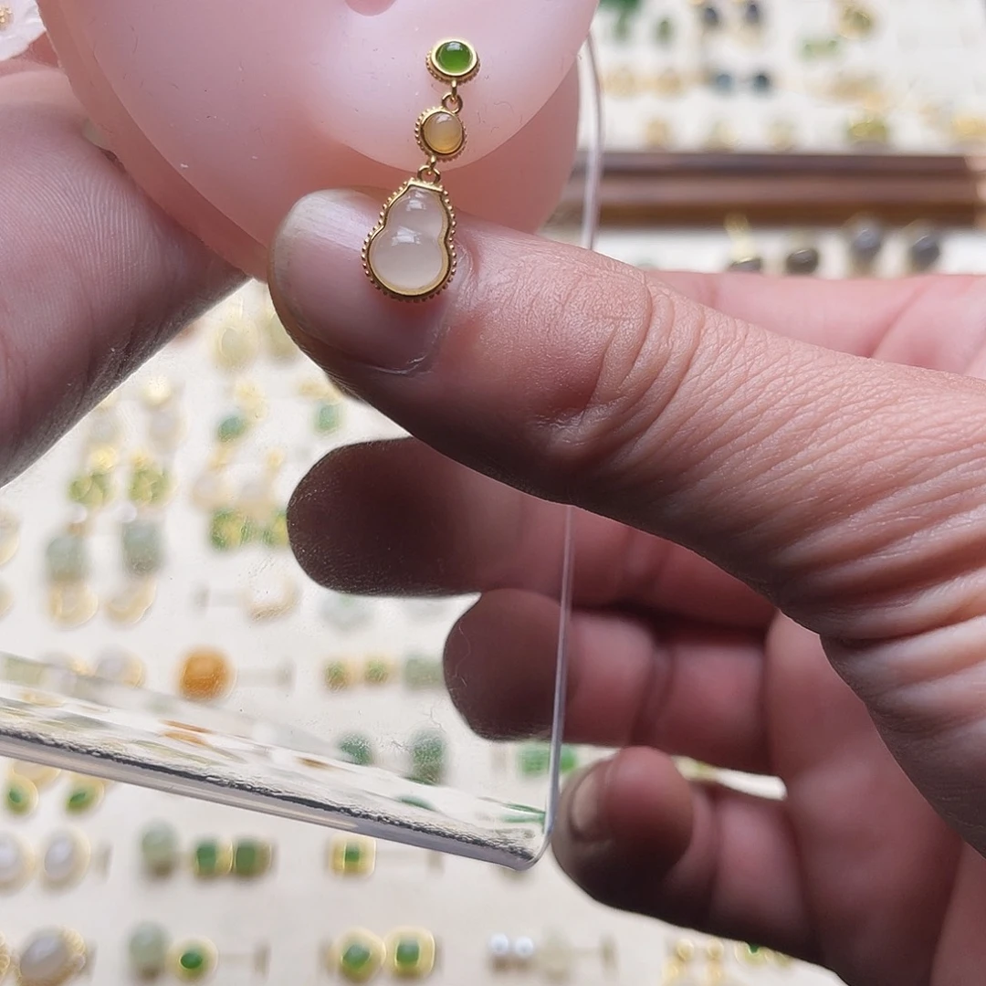 银S925镶嵌和田玉耳饰
