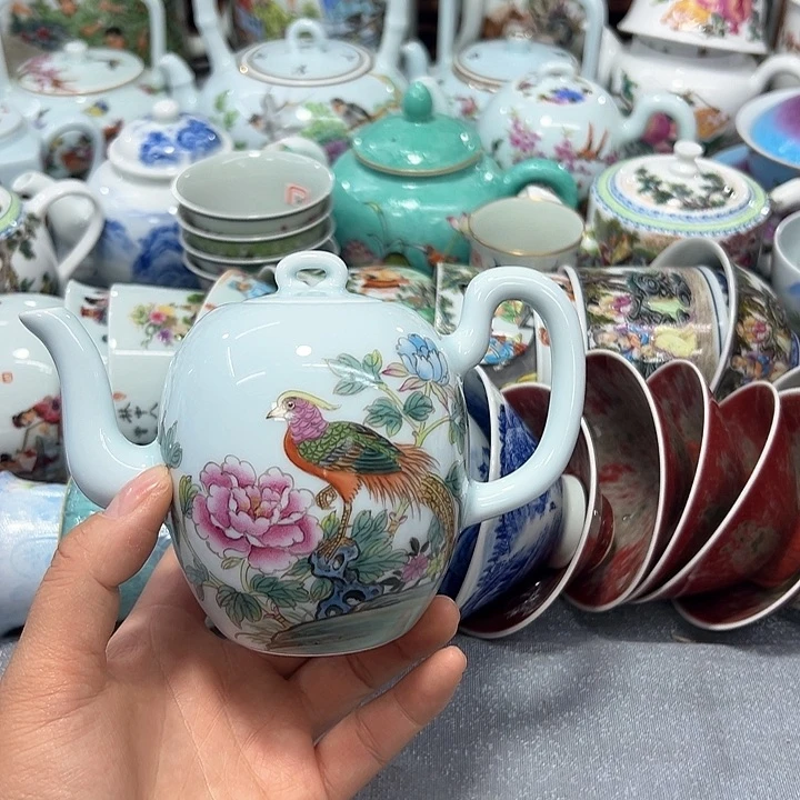 景德镇陶瓷艺术品