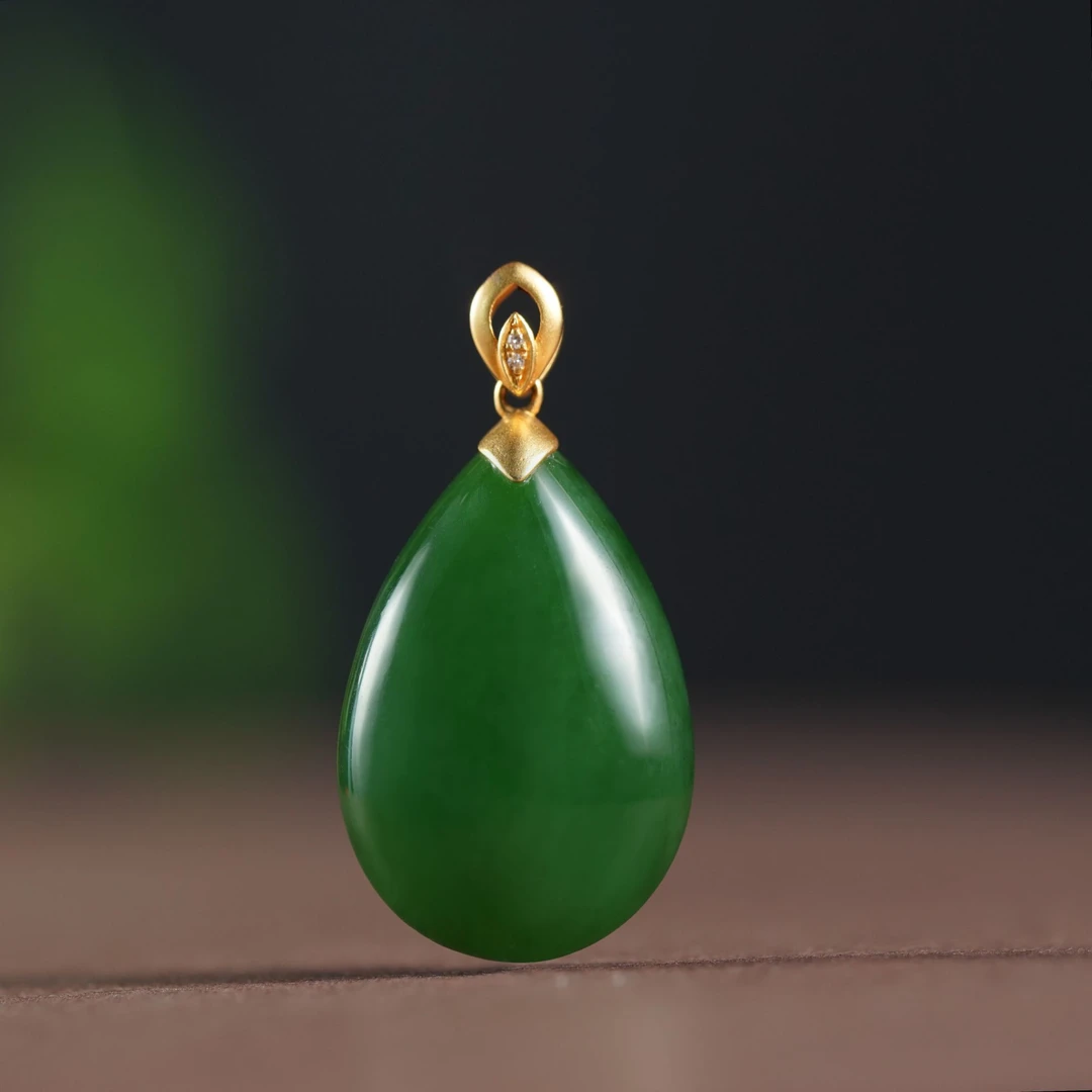 【慧子臻选】 18k老料辣绿水滴吊坠 不含链 Y17
