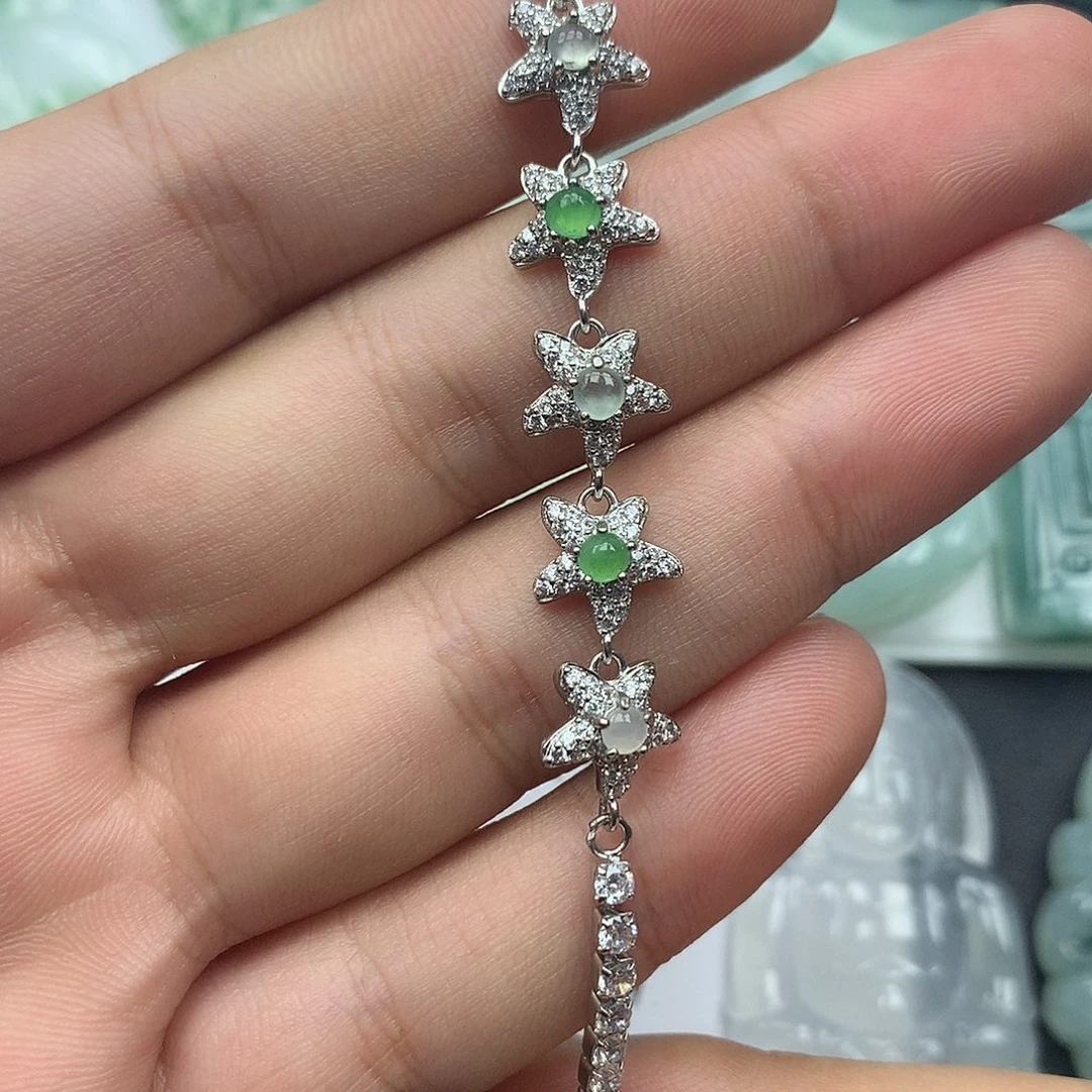 翡翠未镶嵌颈饰翡翠首饰