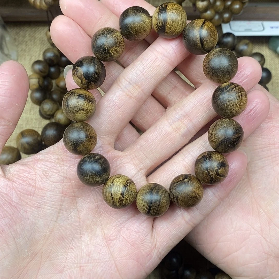 沉香手串㞮*.越南芽庄白棋楠