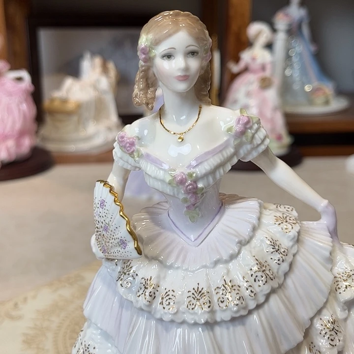 有机玻璃欧洲中古瓷器摆件