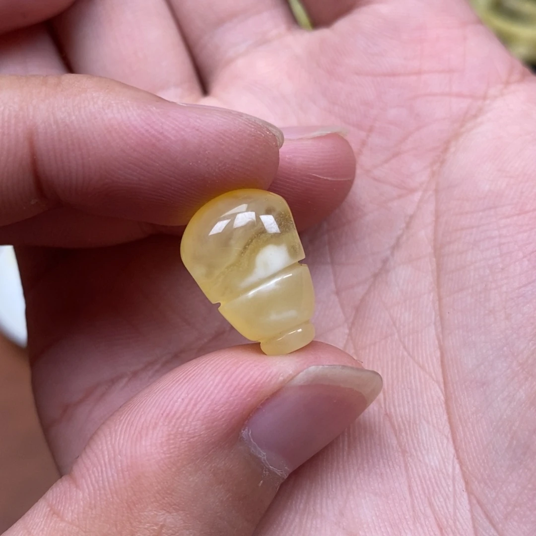 未镶嵌琥珀珠宝奇石三通