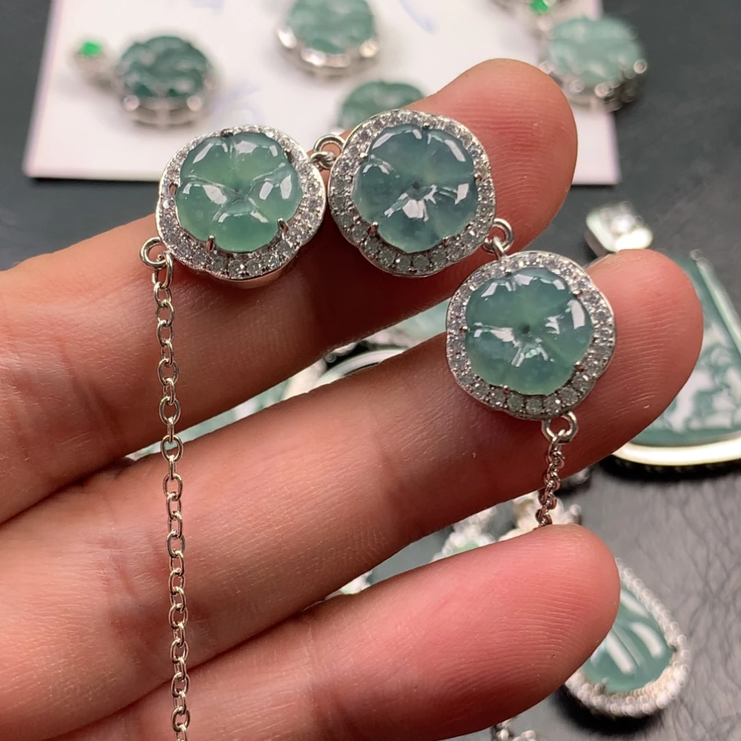 翡翠未镶嵌戒指有钱花手链