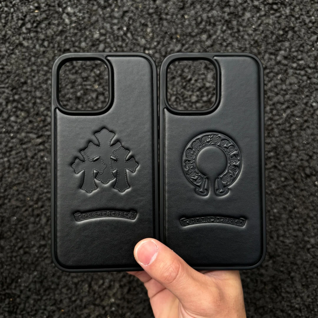 潮黑色皮质十字架适用iPhone14promax苹果15手机壳软边16磨砂13p