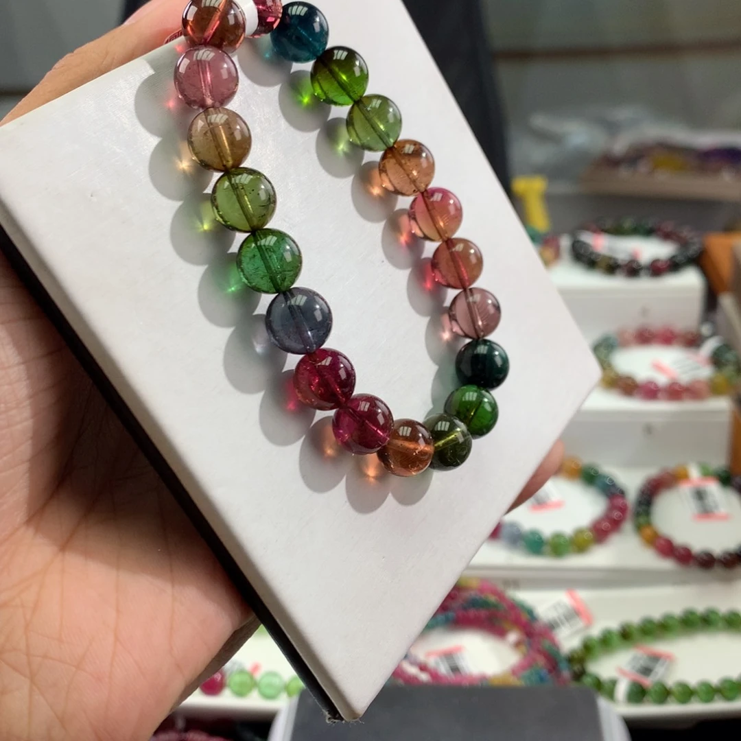 碧玺手链未镶嵌     10mm。