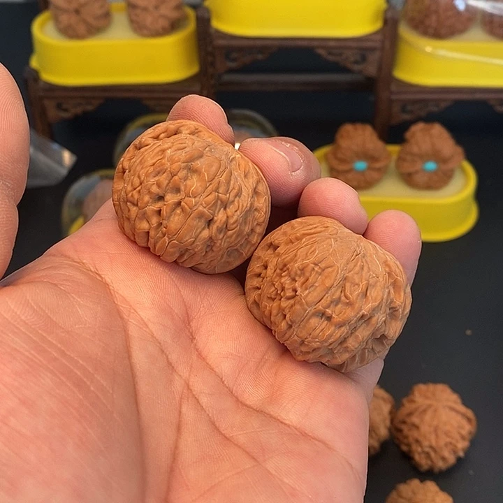 文玩核桃吊坠40尺，磨盘