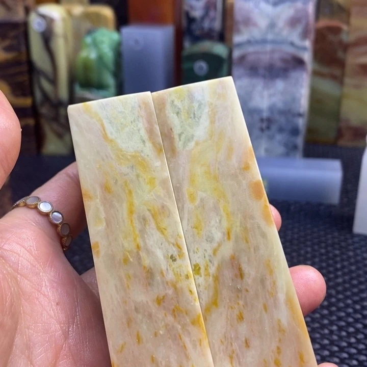 江西石叶**龙青田石印章石