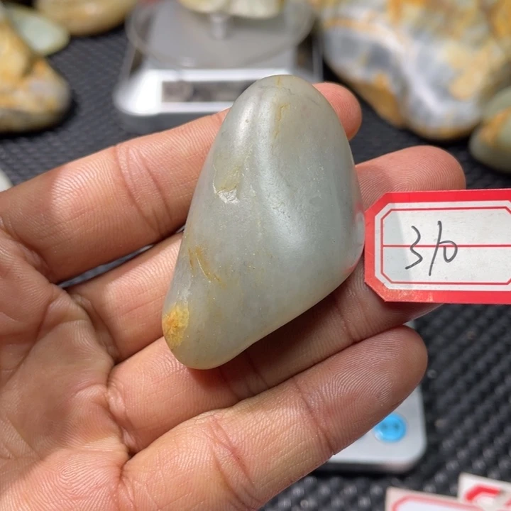颈饰未镶嵌和田玉310