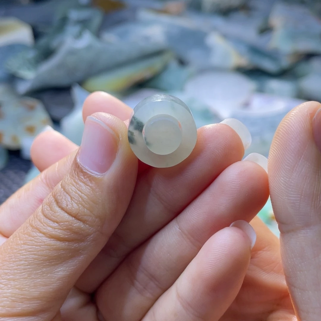 未镶嵌定制翡翠翡翠定制