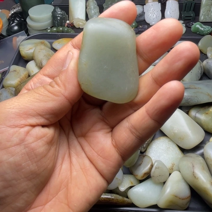 未镶嵌和田玉珠宝半成品