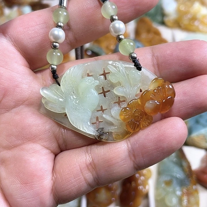 岫玉吊坠(不含链)未镶嵌