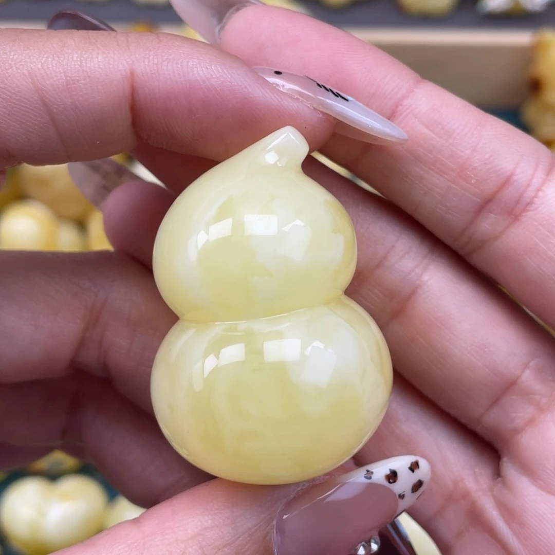 裸石琥珀未镶嵌蜜蜡