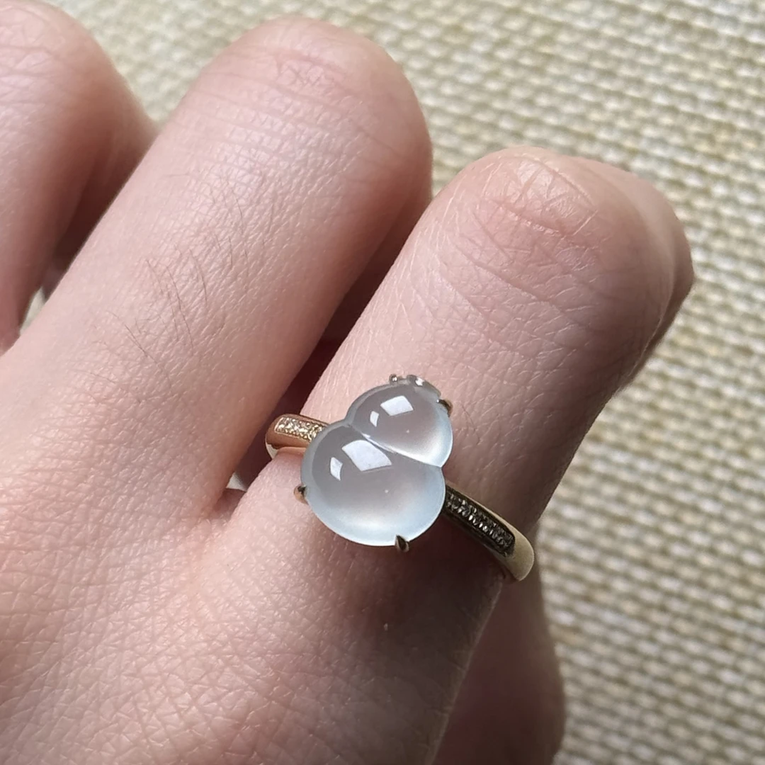 【伟伟鉴定】天然翡翠 老坑冰种 葫芦蛋面 金镶戒指14号/11/9