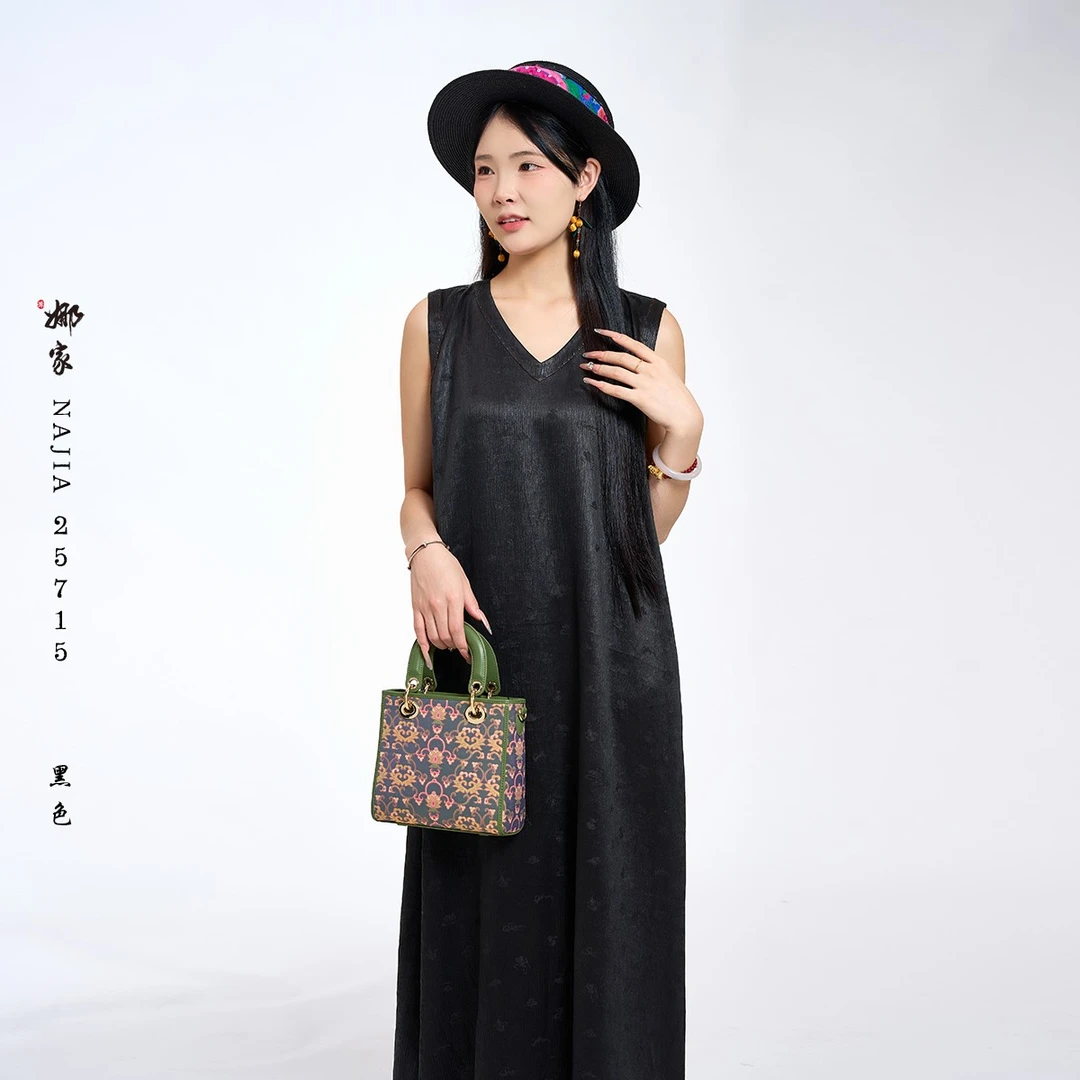 娜家-国风V领无袖大袍NJJM（25715）百搭黑色宽松