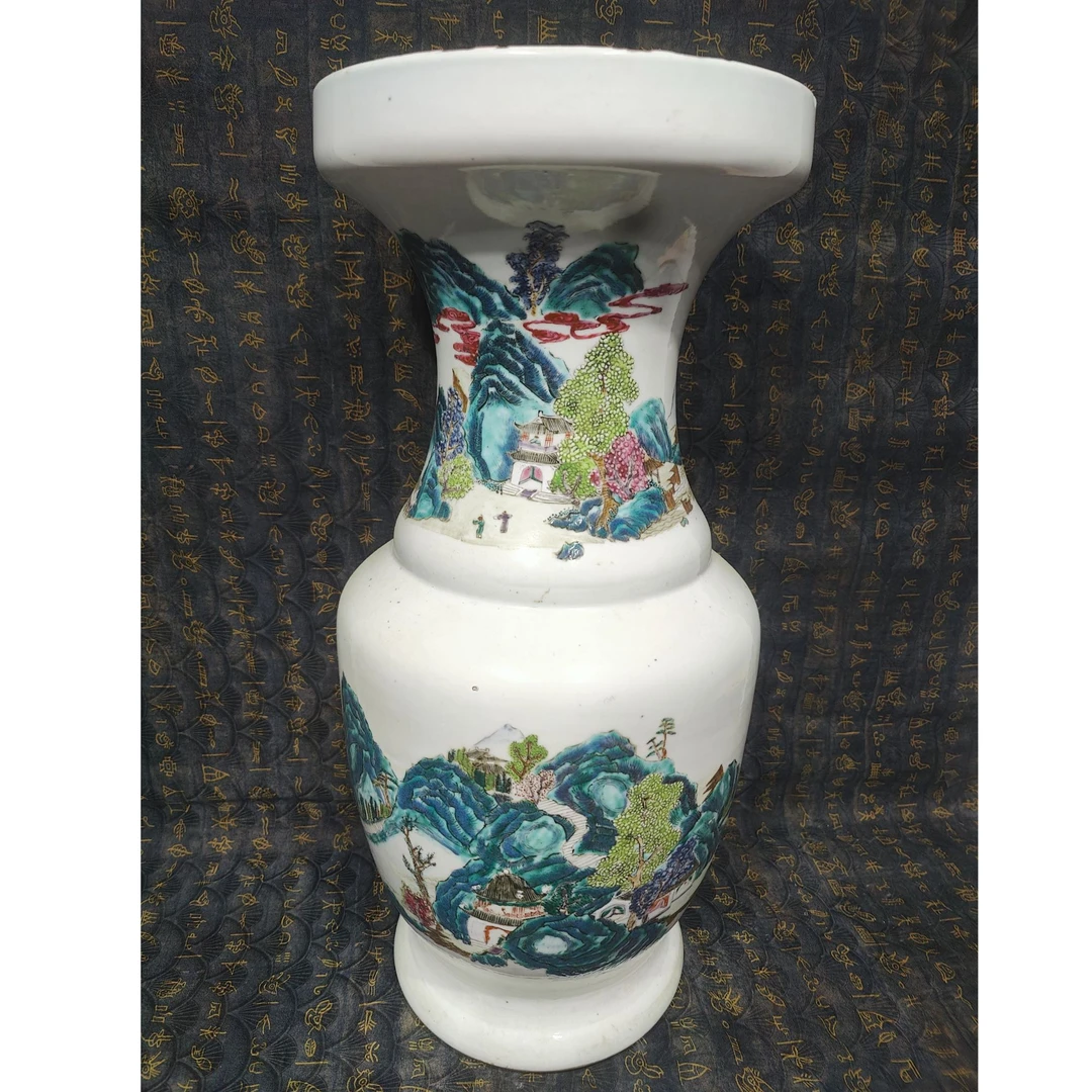 156 清雍正 粉彩山水盘口尊-517