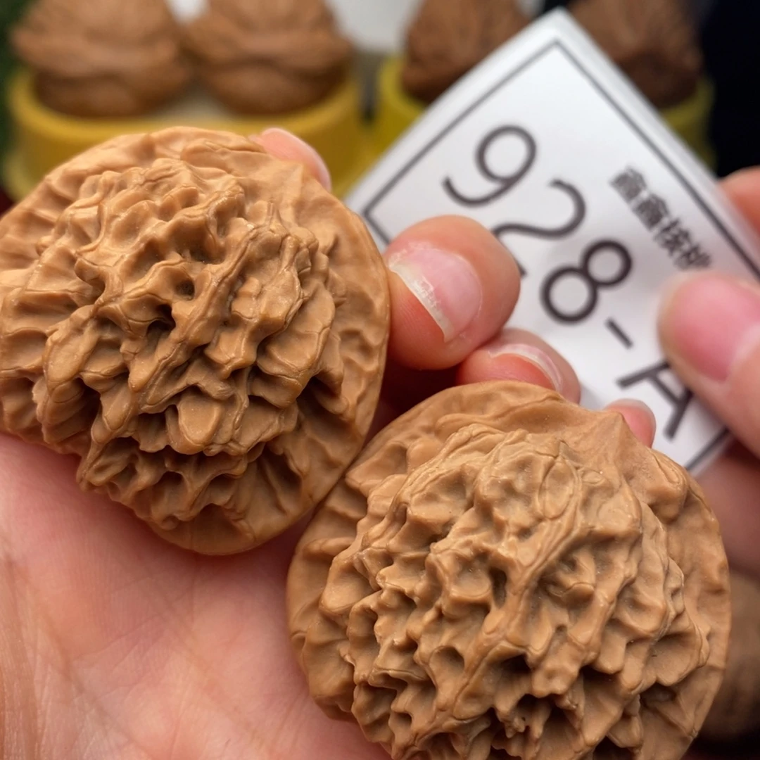 把件文玩核桃秦闷40……