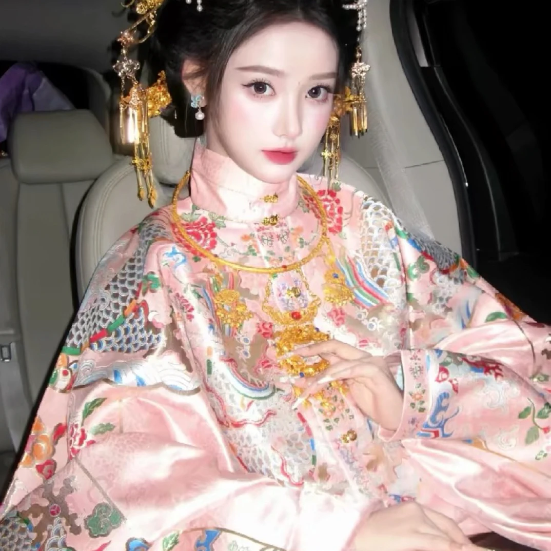 贵女明制万历孝端皇后复原款织金妆花通袖龙纹立领对襟短袄