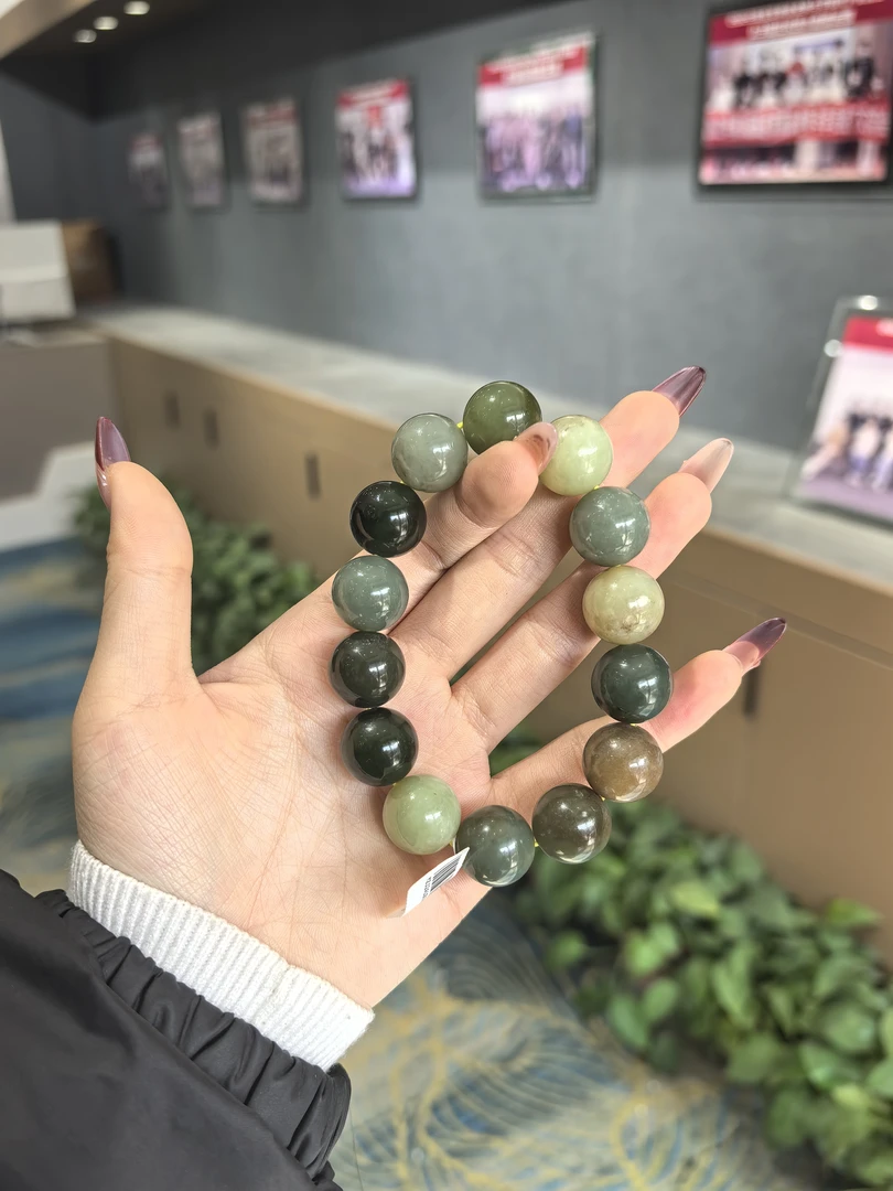 天然和田玉手串卡16