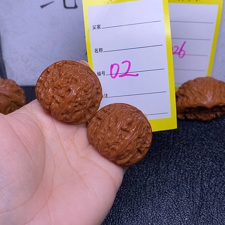 文玩核桃把件02/35球白