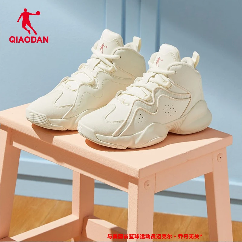 【中国乔丹官方正品】百搭运动鞋女秋季时尚潮流女鞋休闲鞋高帮耐