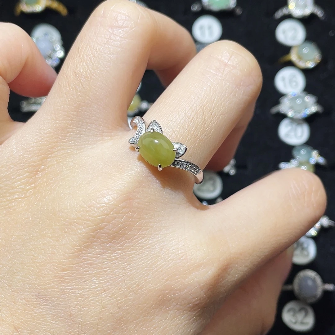 翡翠未镶嵌戒指戒指