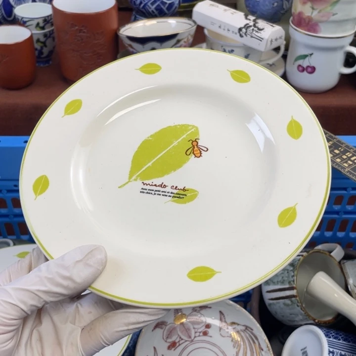 他家瓷器真美…开播了