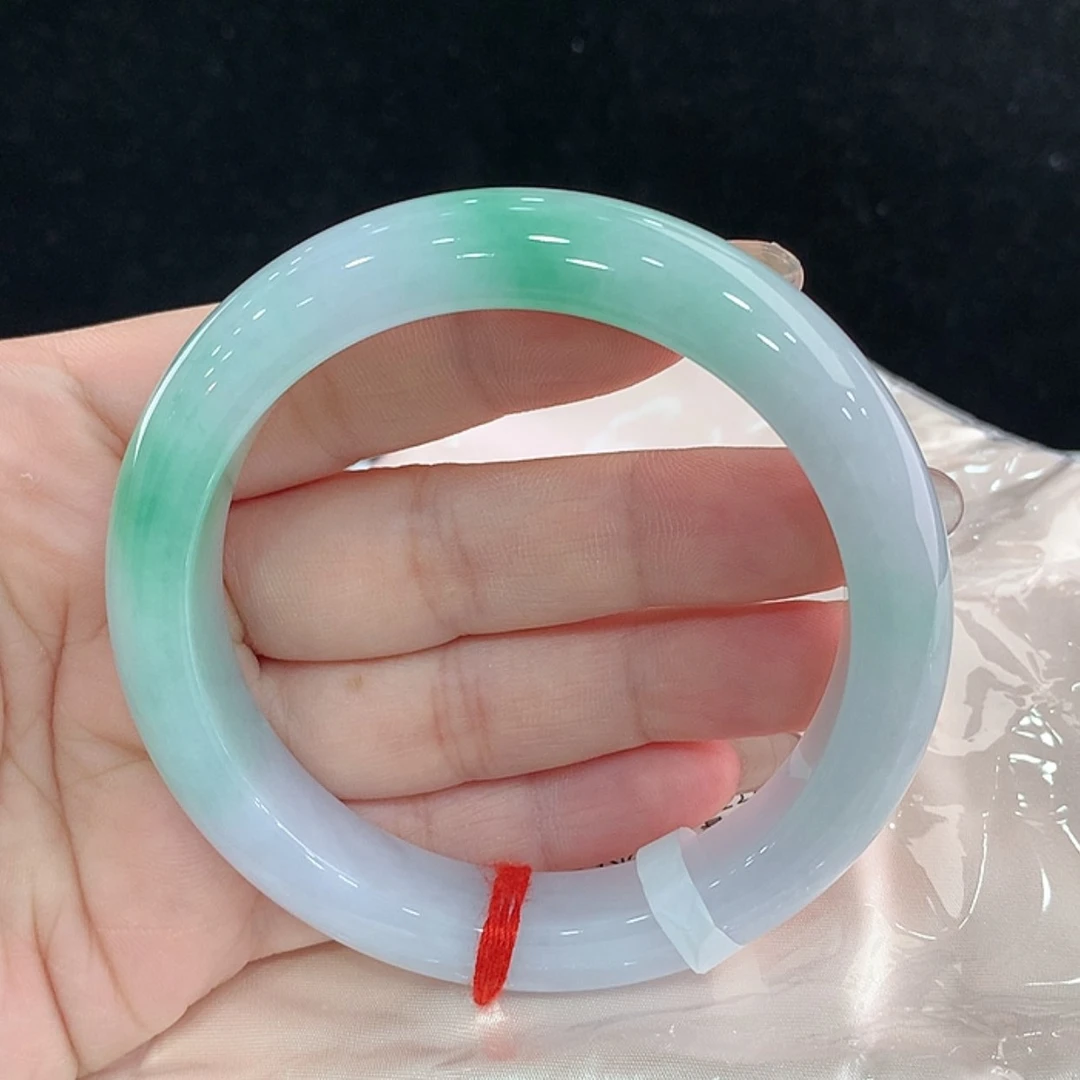 【闪购商品】翡翠手镯未镶嵌61.7，61/62