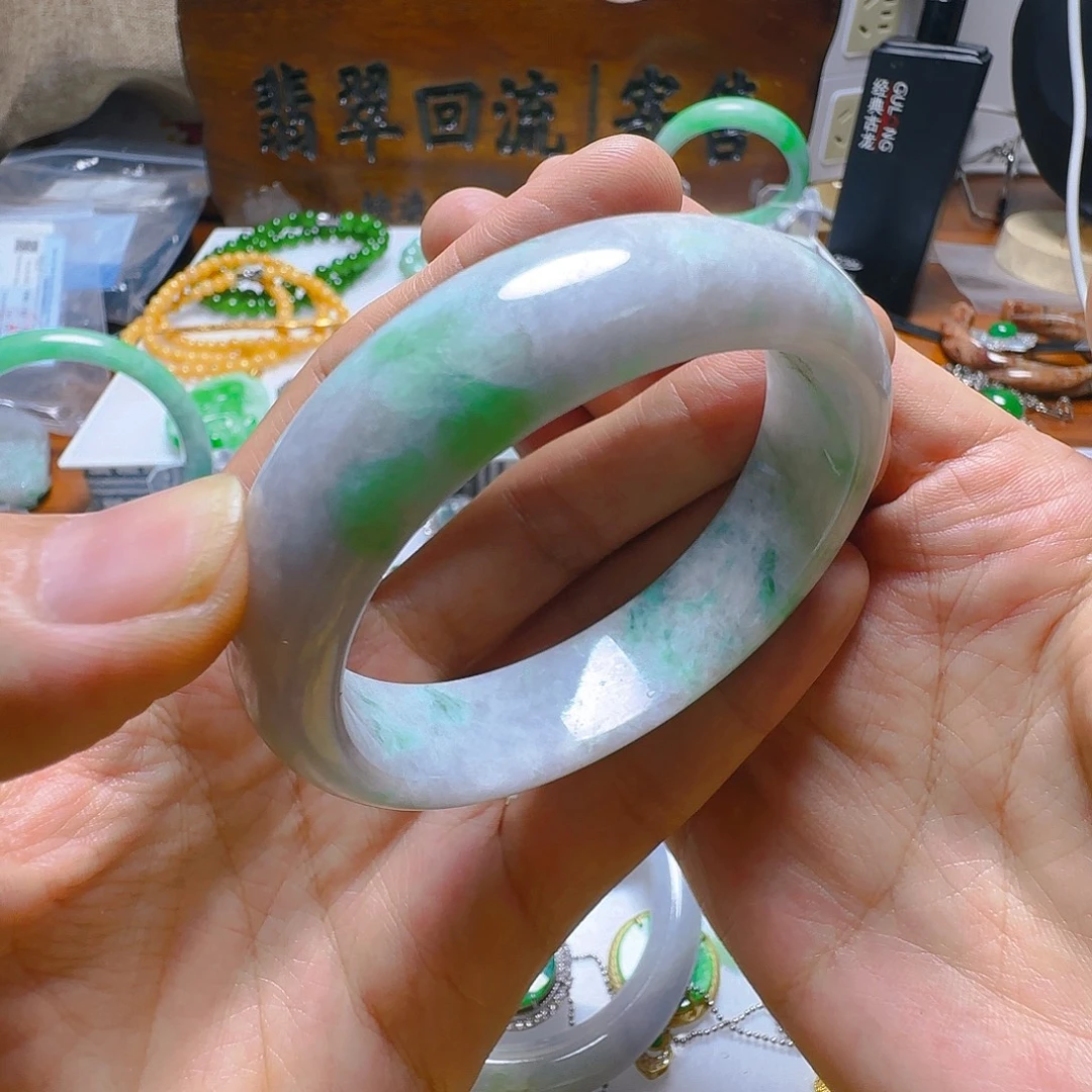 未镶嵌手镯翡翠翡翠150