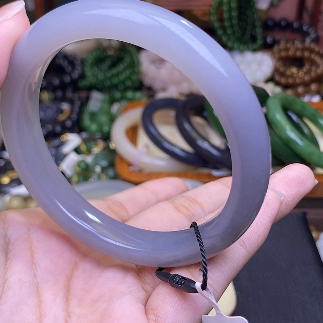 和田玉未镶嵌颈饰浓烟紫老矿料手镯61.3