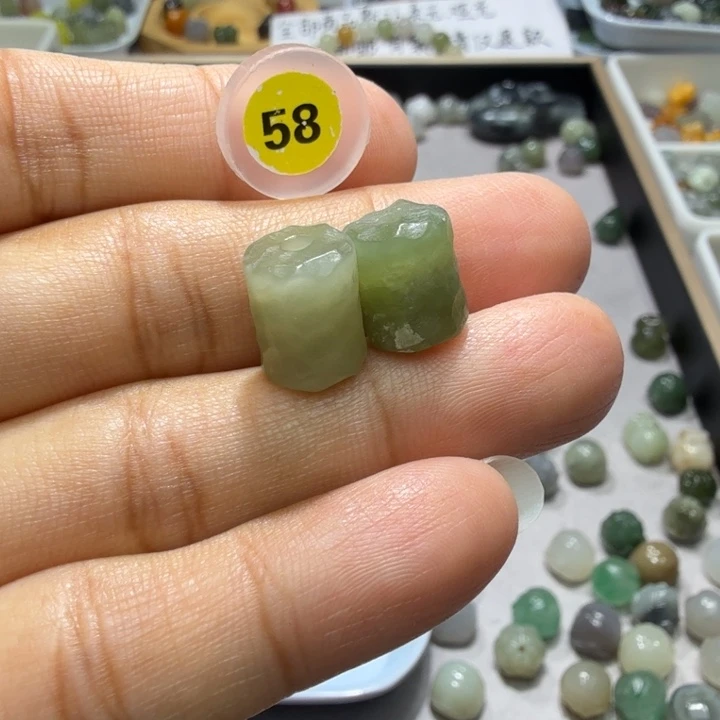 未镶嵌和田玉珠宝半成品