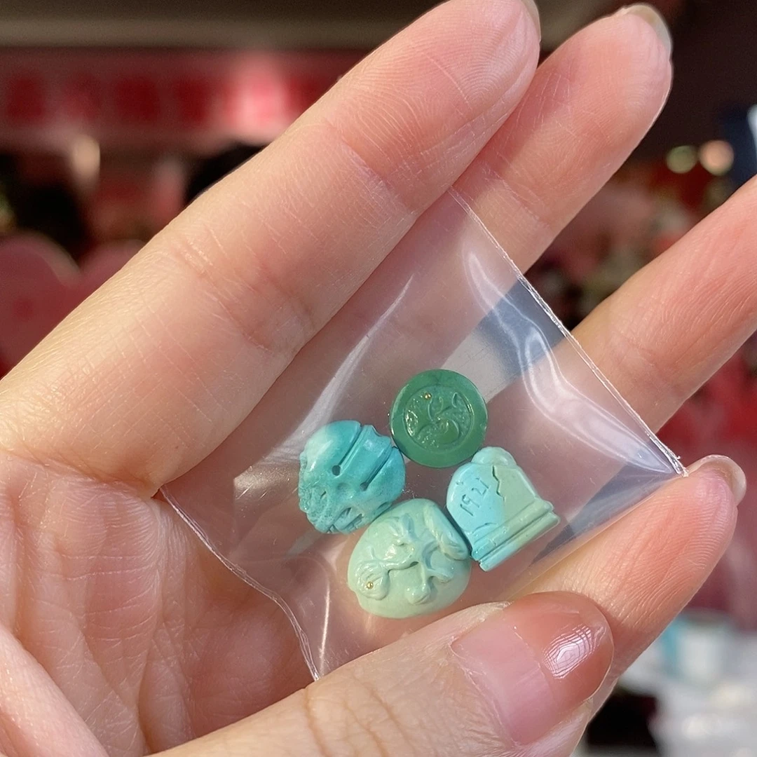 未镶嵌绿松石珠宝奇石