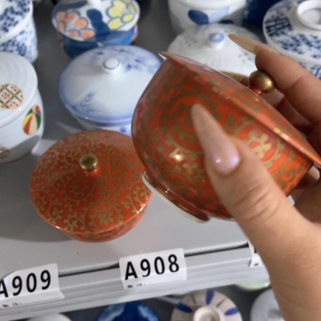 M***i嗯？是一个不想被束缚到