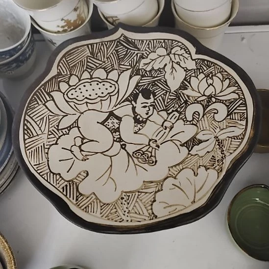 瓷片五厂，七厂，瓷器摆件，瓷片！都有微瑕疵。