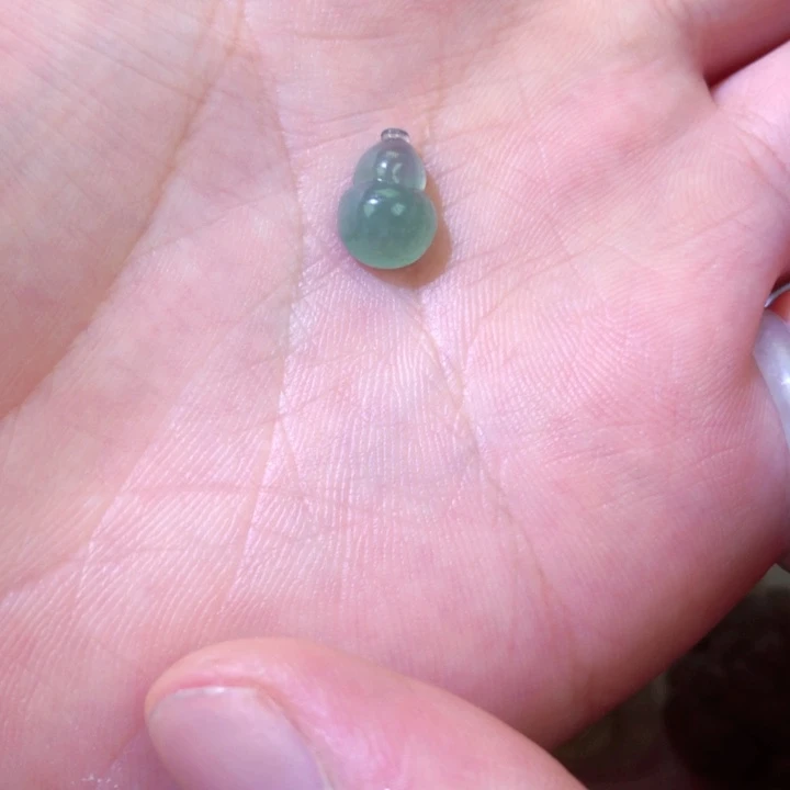 翡翠未镶嵌颈饰天然翡翠A货