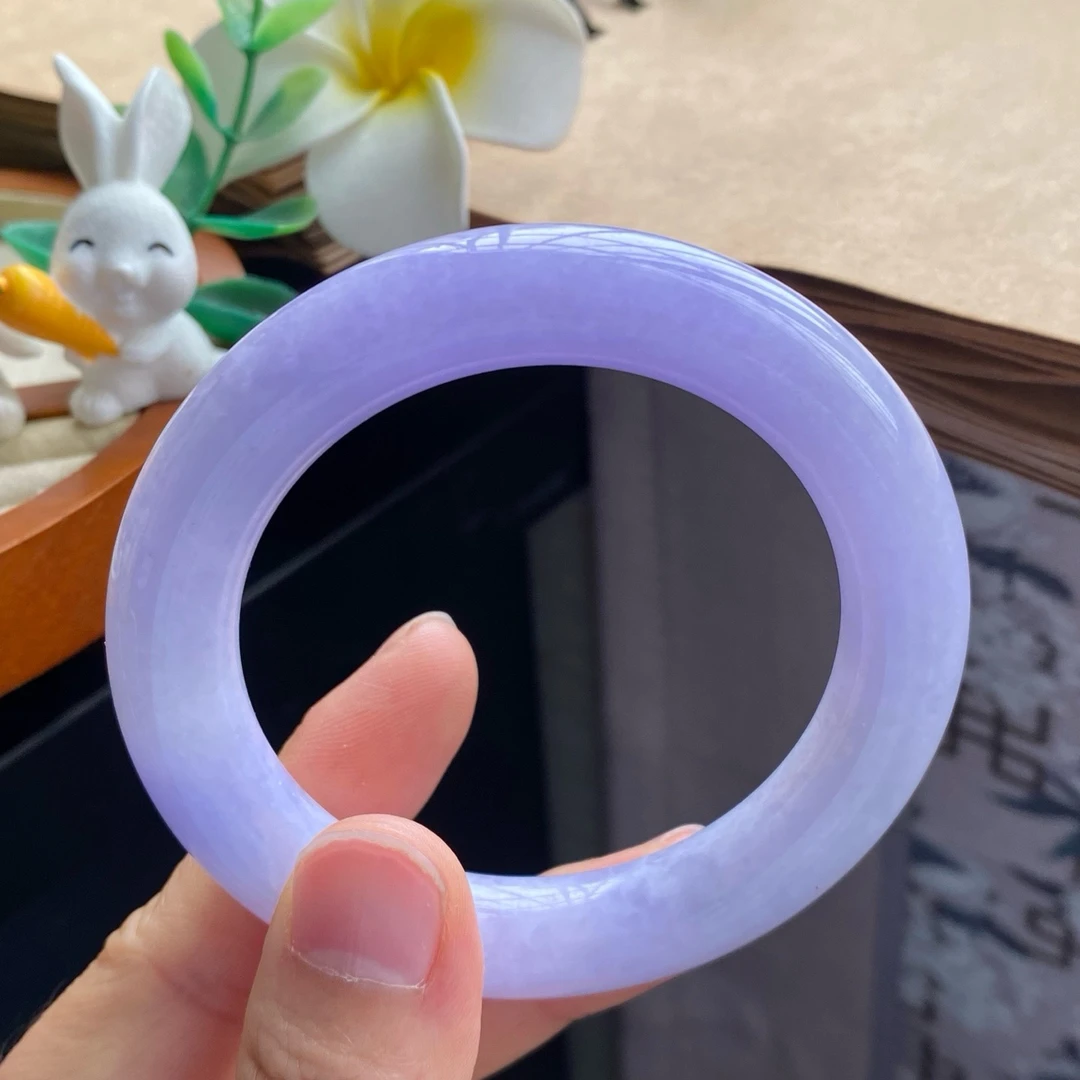 126盘》紫罗兰圆条13586号53.7-11.6-10.9 紫若烟霞！翡翠手镯