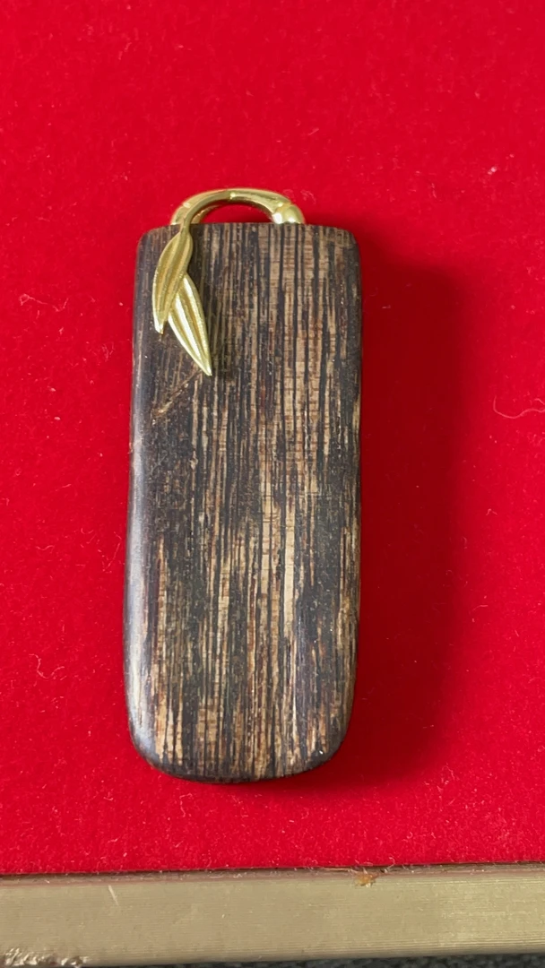 沉香吊坠18k金镶嵌设计无事牌竹子 送链子