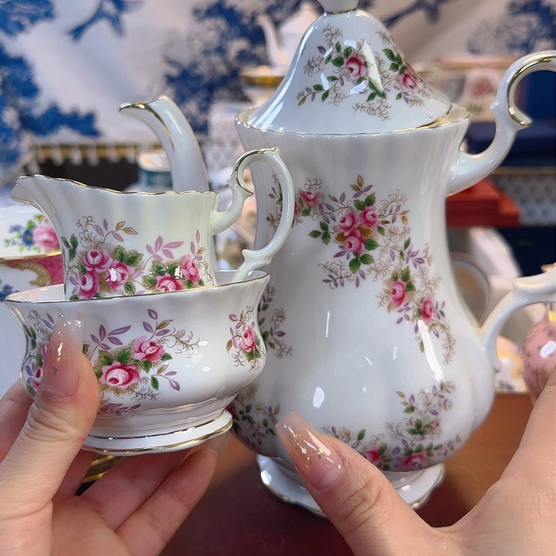 摆件欧洲瓷器收藏鉴赏