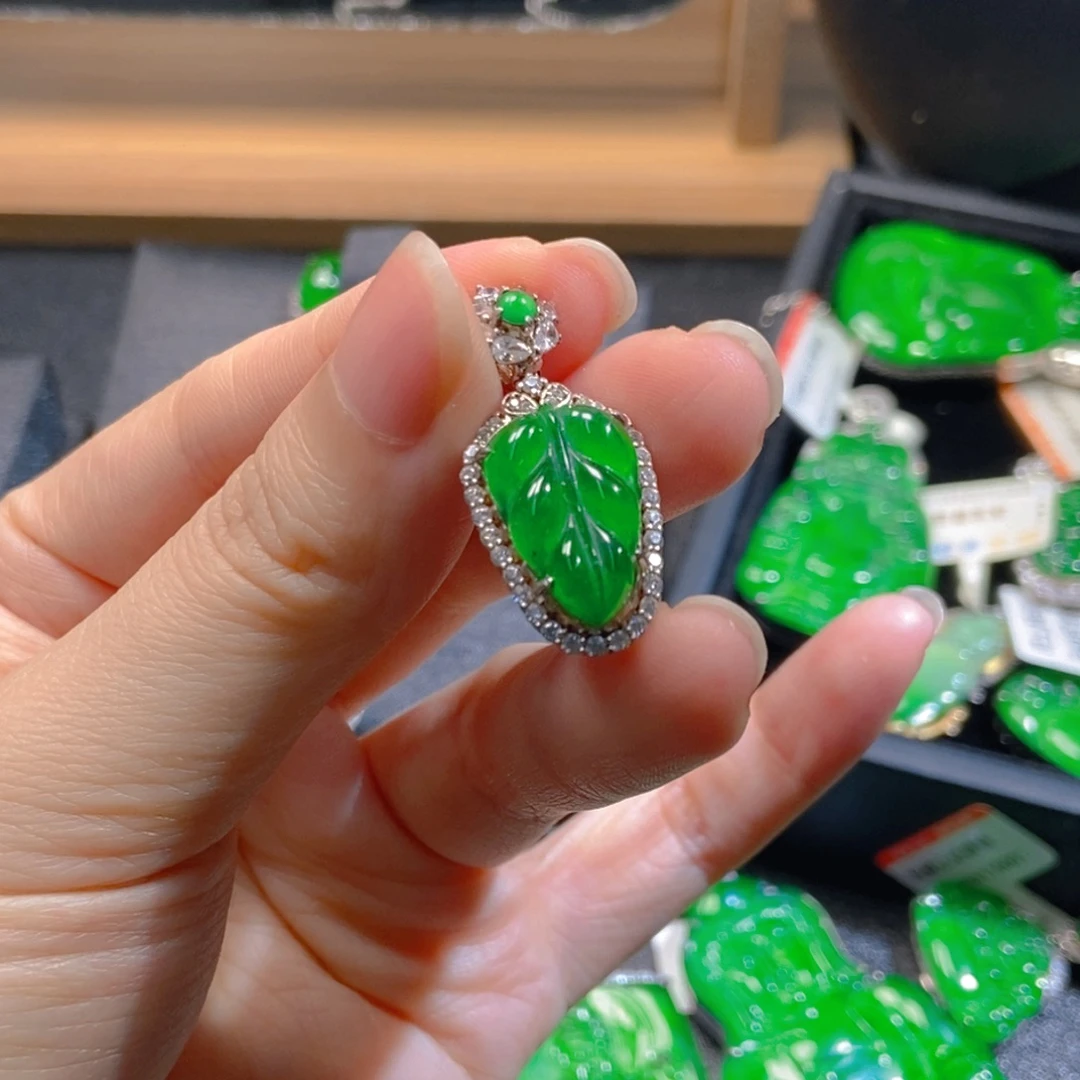 吊坠(不含链)银S925镶嵌翡翠