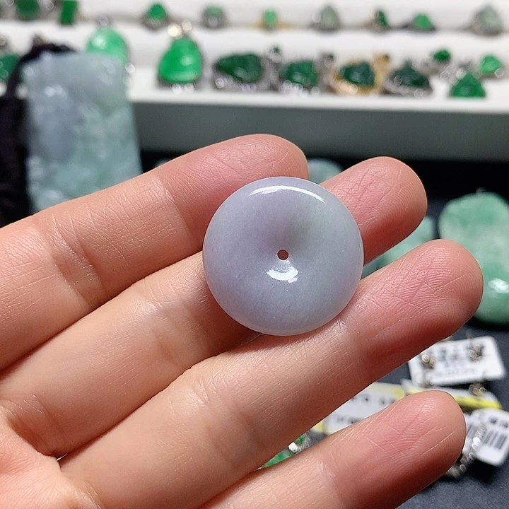 翡翠未镶嵌戒指吊坠