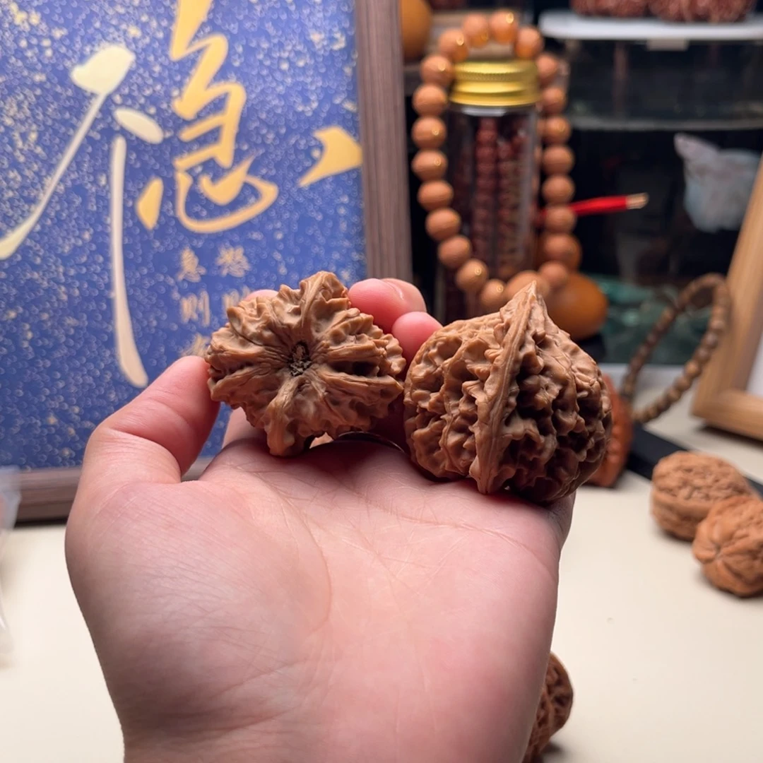 文玩核桃把件40龙门涧