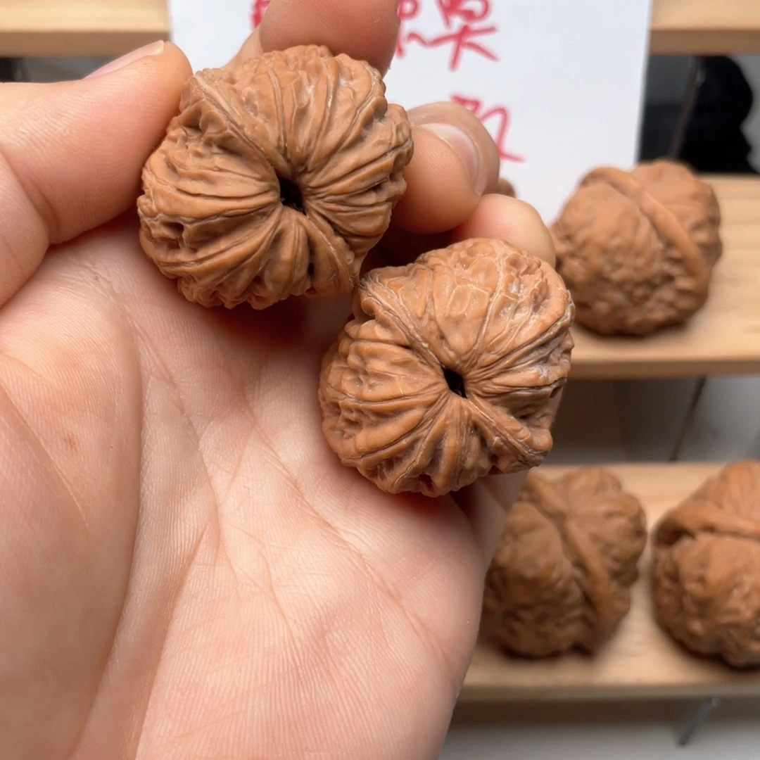 柔***卉文玩核桃吊坠36➕尺元宝核桃110