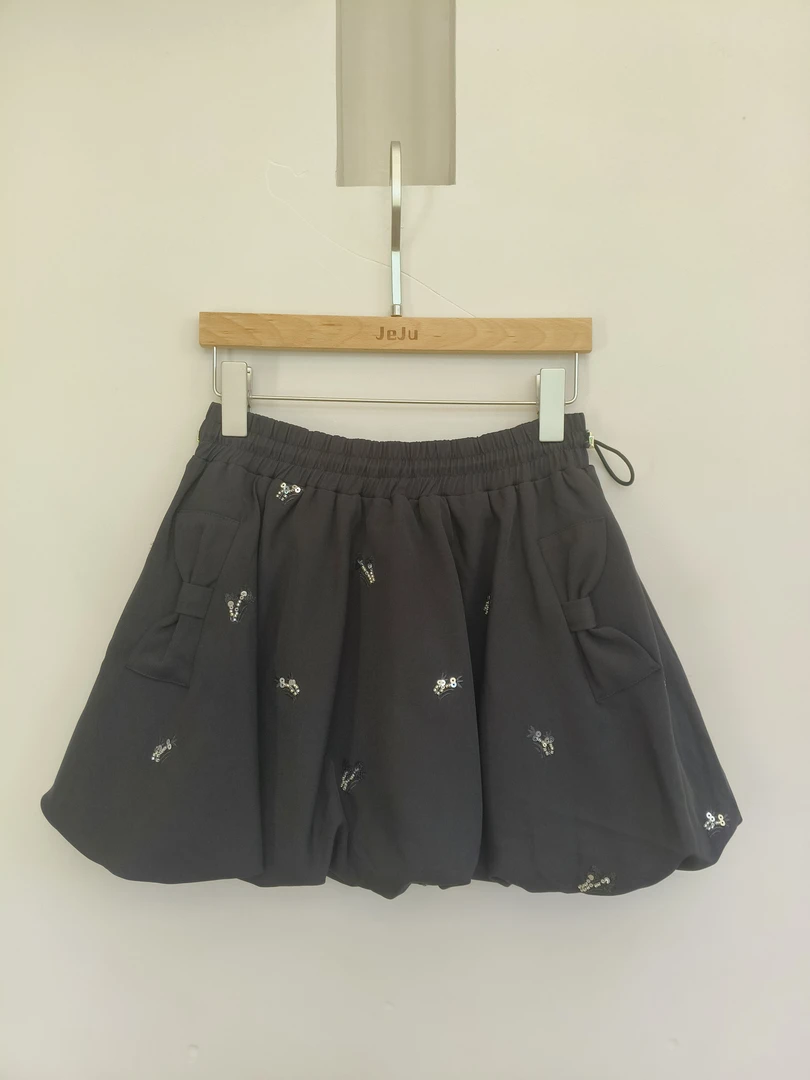 【济州岛】N99 蝴蝶结口袋立体亮片花苞裙L2149A