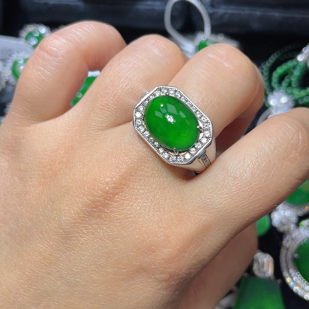 翡翠颈饰银S925镶嵌翡翠