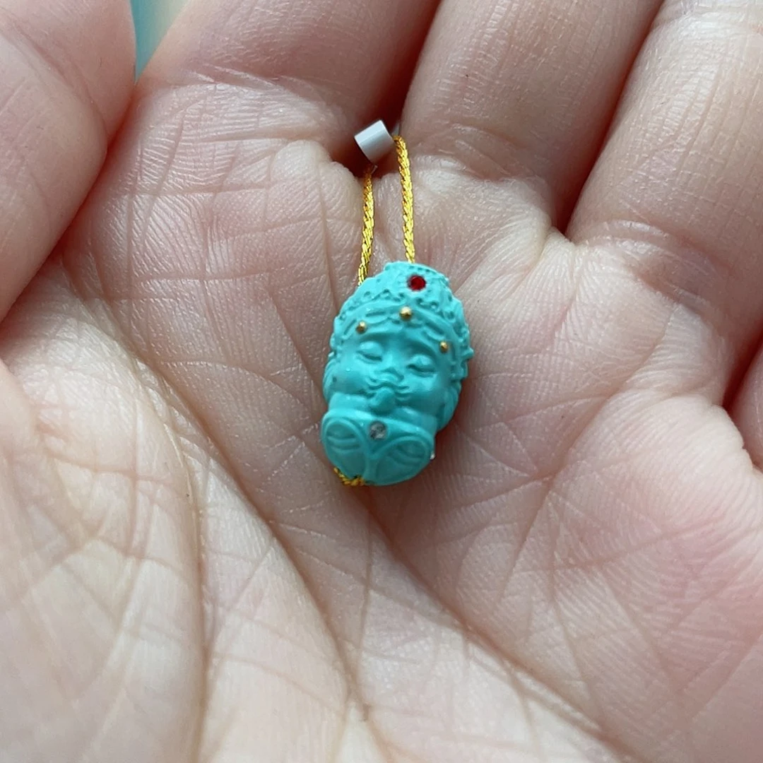 绿松石颈饰未镶嵌