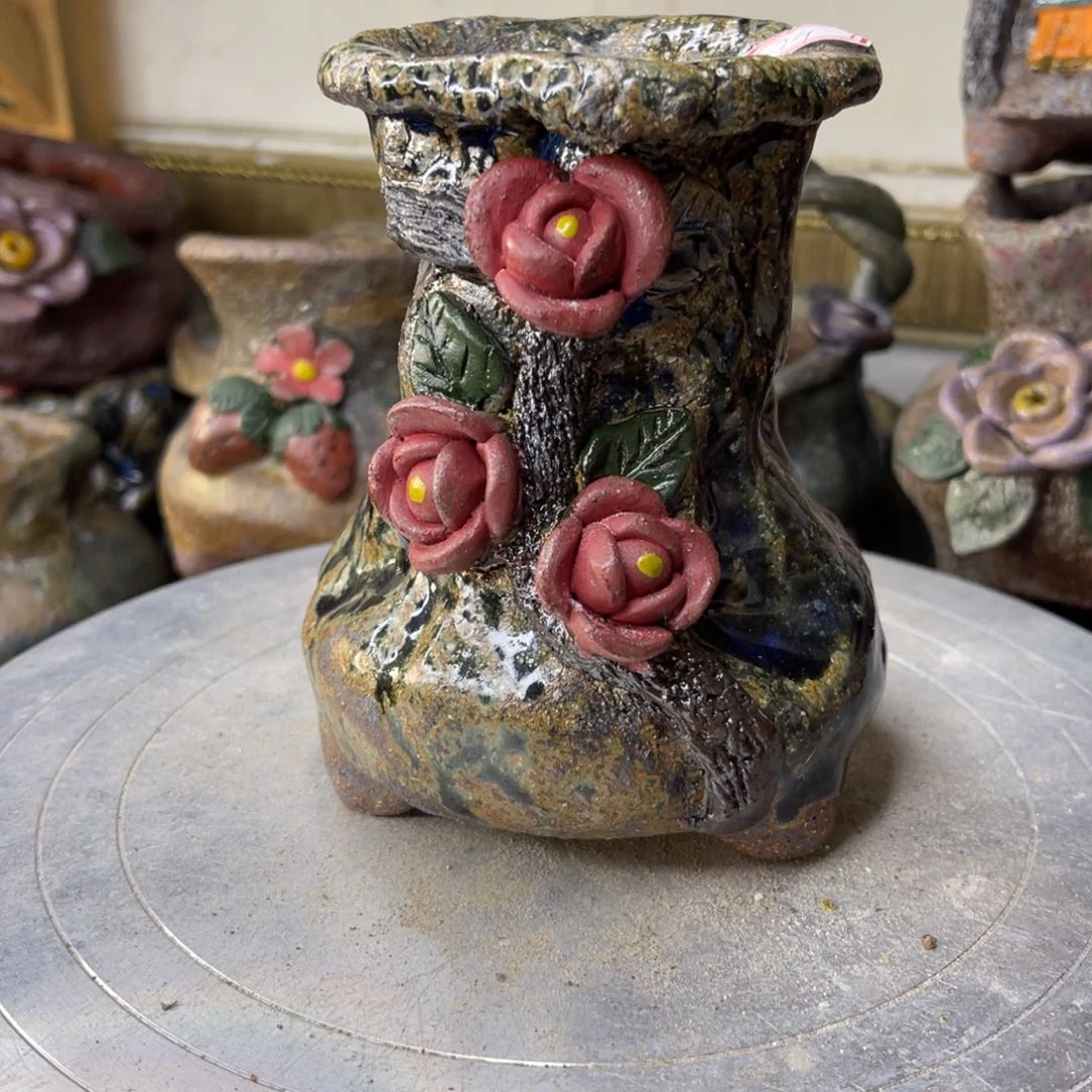 红陶粗砂陶瓷花盆